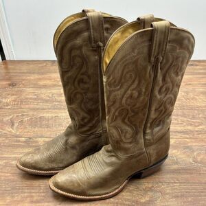 Nocona MD2701 Legacy Western Cowboy Round Toe Men's Distressed Boots‎ 9.5 EE